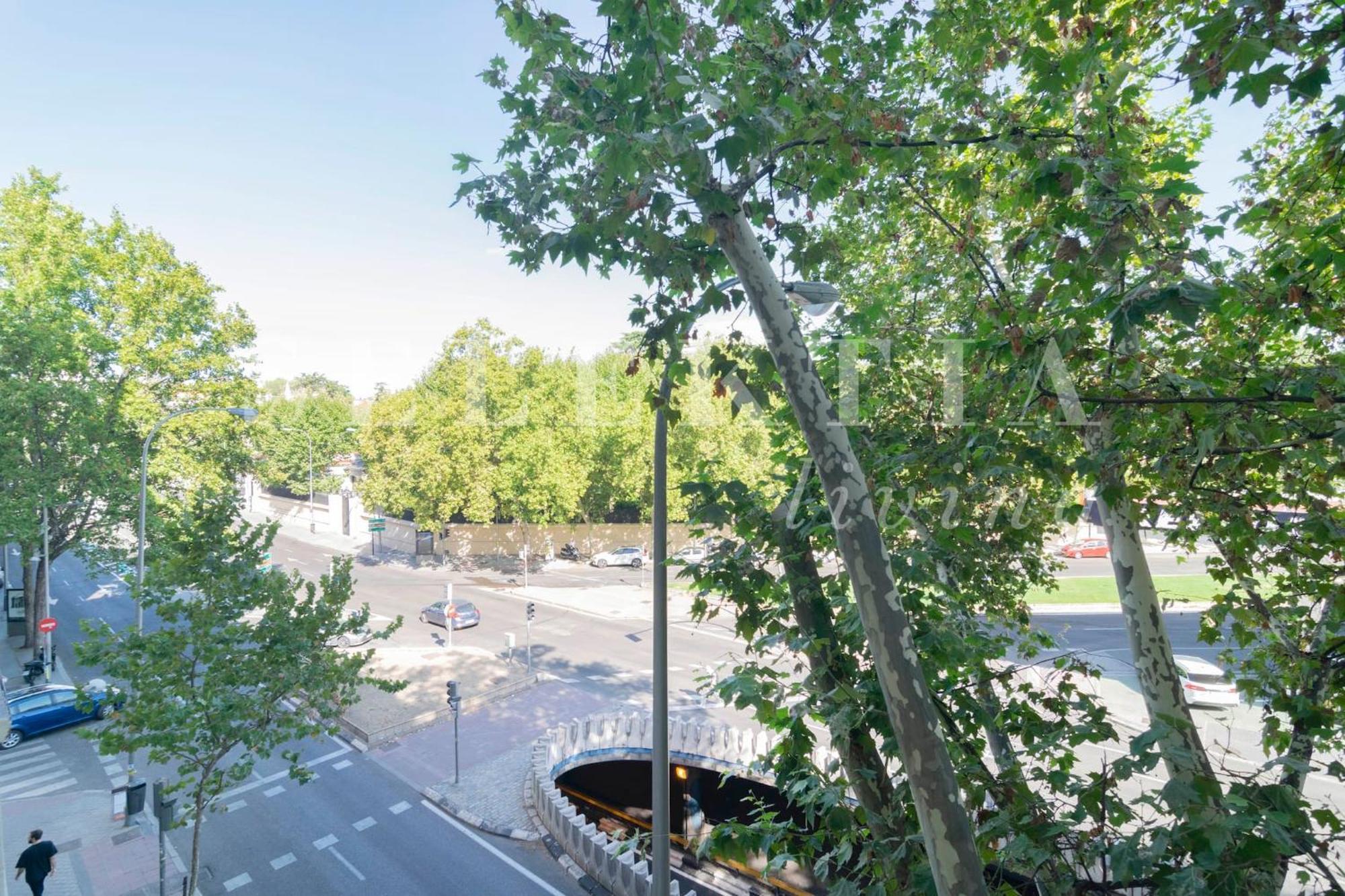 Castellana Suites Madrid Exterior foto
