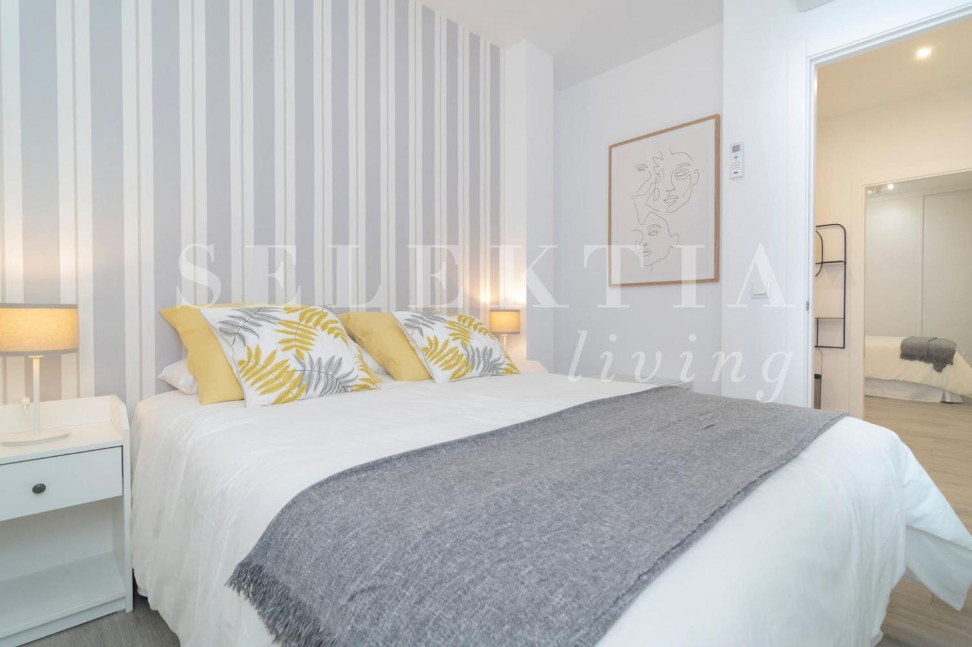 Castellana Suites Madrid Exterior foto